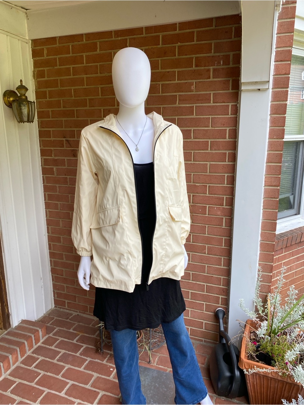 Zara Light Butter Yellow Hooded Raincoat Windbreaker Jacket